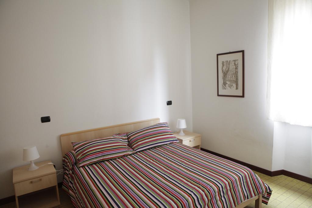 B&B Casa Di Claudia Marina Di Carrara Habitación foto